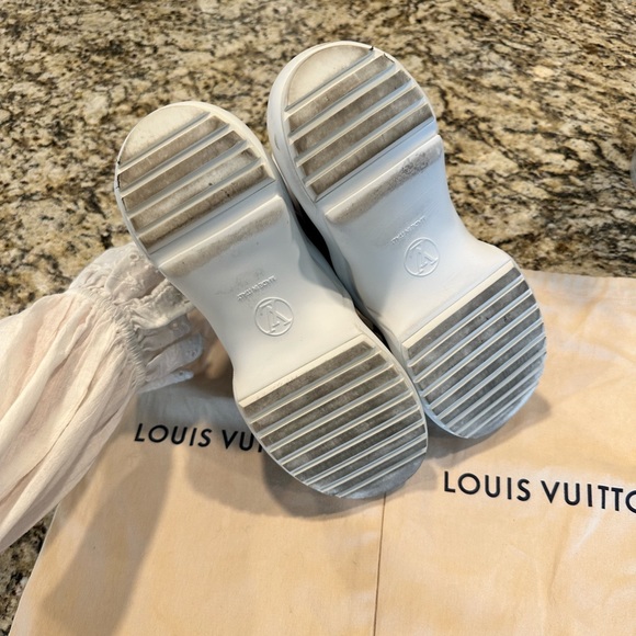 Louis Vuitton’s most popular snickers! - Picture 3 of 11